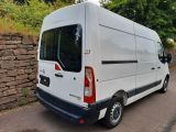 Opel Movano bei Sportwagen.expert - Abbildung (6 / 15)