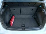 Seat Arona bei Sportwagen.expert - Abbildung (7 / 15)