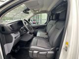 Opel Vivaro bei Sportwagen.expert - Abbildung (6 / 15)