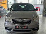 Lancia Voyager bei Sportwagen.expert - Abbildung (3 / 15)