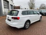 VW Passat bei Sportwagen.expert - Abbildung (6 / 15)