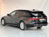 Jaguar XF bei Sportwagen.expert - Abbildung (6 / 15)