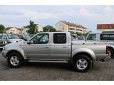 Nissan TD Navara 4X4 bei Sportwagen.expert - Abbildung (4 / 10)