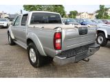 Nissan TD Navara 4X4 bei Sportwagen.expert - Abbildung (5 / 10)