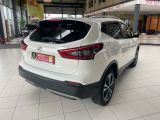 Nissan Qashqai bei Sportwagen.expert - Abbildung (5 / 15)