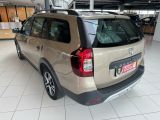 Dacia Logan bei Sportwagen.expert - Abbildung (4 / 15)