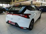 Hyundai i20 bei Sportwagen.expert - Abbildung (5 / 15)