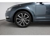 Skoda Octavia bei Sportwagen.expert - Abbildung (9 / 15)