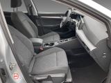 VW Golf VIII bei Sportwagen.expert - Abbildung (8 / 15)