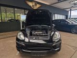 Porsche Cayenne bei Sportwagen.expert - Abbildung (12 / 15)