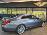 Mercedes-Benz E-Klasse bei Sportwagen.expert - Abbildung (9 / 15) Mercedes-Benz E-Klasse bei Sportwagen.expert - Abbildung (9 / 15)