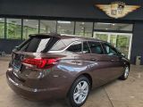 Opel Astra bei Sportwagen.expert - Abbildung (8 / 15)