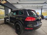 VW Touareg bei Sportwagen.expert - Abbildung (13 / 15)