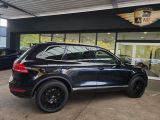 VW Touareg bei Sportwagen.expert - Abbildung (10 / 15)
