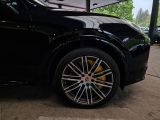 Porsche Cayenne bei Sportwagen.expert - Abbildung (13 / 15)