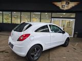Opel Corsa bei Sportwagen.expert - Abbildung (7 / 15)