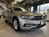 VW Passat bei Sportwagen.expert - Abbildung (2 / 15)