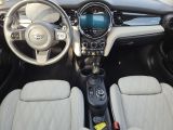 Mini Cooper bei Sportwagen.expert - Abbildung (11 / 15)