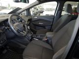 Ford C-MAX bei Sportwagen.expert - Abbildung (12 / 15) Ford C-MAX bei Sportwagen.expert - Abbildung (12 / 15)