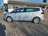 Opel Zafira bei Sportwagen.expert - Abbildung (8 / 15)