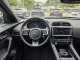 Jaguar F-Pace bei Sportwagen.expert - Abbildung (4 / 15)