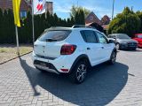 Dacia Sandero bei Sportwagen.expert - Abbildung (8 / 15)