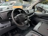 Opel Vivaro bei Sportwagen.expert - Abbildung (10 / 12)