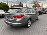 Opel Astra bei Sportwagen.expert - Abbildung (8 / 15)