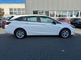 Opel Astra bei Sportwagen.expert - Abbildung (3 / 15) Opel Astra bei Sportwagen.expert - Abbildung (3 / 15)