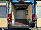 Opel Movano bei Sportwagen.expert - Abbildung (8 / 15)