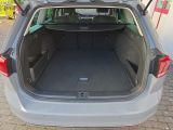 VW Passat bei Sportwagen.expert - Abbildung (13 / 15)