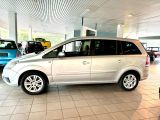 Opel Zafira bei Sportwagen.expert - Abbildung (4 / 15)