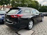 Opel Insignia bei Sportwagen.expert - Abbildung (8 / 15)