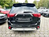 Mitsubishi Outlander bei Sportwagen.expert - Abbildung (4 / 15)