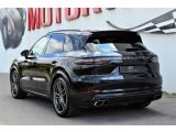 Porsche Cayenne bei Sportwagen.expert - Abbildung (3 / 15)