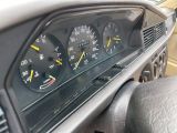 Mercedes-Benz 190 bei Sportwagen.expert - Abbildung (13 / 15)