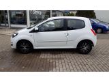 Renault Twingo bei Sportwagen.expert - Abbildung (8 / 12)