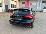 Ford Focus bei Sportwagen.expert - Abbildung (7 / 15)