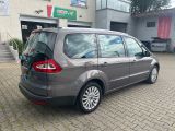 Ford Galaxy bei Sportwagen.expert - Abbildung (4 / 15)