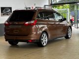 Ford C-MAX bei Sportwagen.expert - Abbildung (2 / 15)