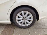 Mercedes-Benz B-Klasse bei Sportwagen.expert - Abbildung (12 / 15)