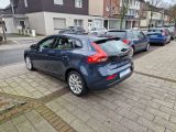 Volvo V40 bei Sportwagen.expert - Abbildung (7 / 15)