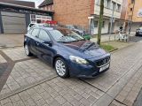 Volvo V40 bei Sportwagen.expert - Abbildung (3 / 15)