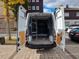 Opel Movano bei Sportwagen.expert - Abbildung (10 / 15)