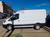 Ford Transit bei Sportwagen.expert - Abbildung (8 / 15)