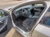 Volvo V60 bei Sportwagen.expert - Abbildung (13 / 15)