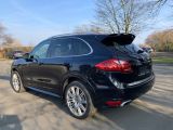 Porsche Cayenne bei Sportwagen.expert - Abbildung (5 / 15)