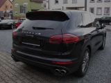 Porsche Cayenne bei Sportwagen.expert - Abbildung (13 / 15)