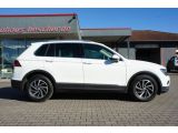 VW Tiguan bei Sportwagen.expert - Abbildung (9 / 15)