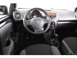 Peugeot 108 bei Sportwagen.expert - Abbildung (13 / 15)